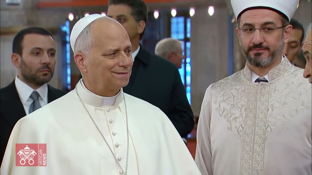 Đức Thánh Cha Lêô XIV viếng thăm Đền thờ Xanh của Hồi giáo ở Istanbul